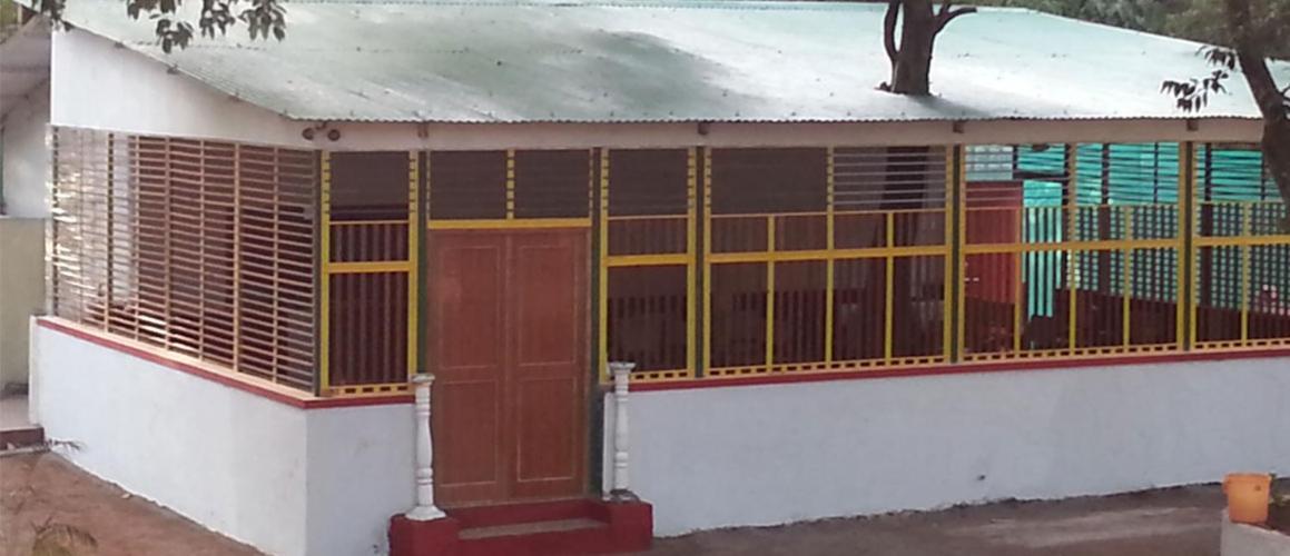 R Wood Resort Matheran Buitenkant foto
